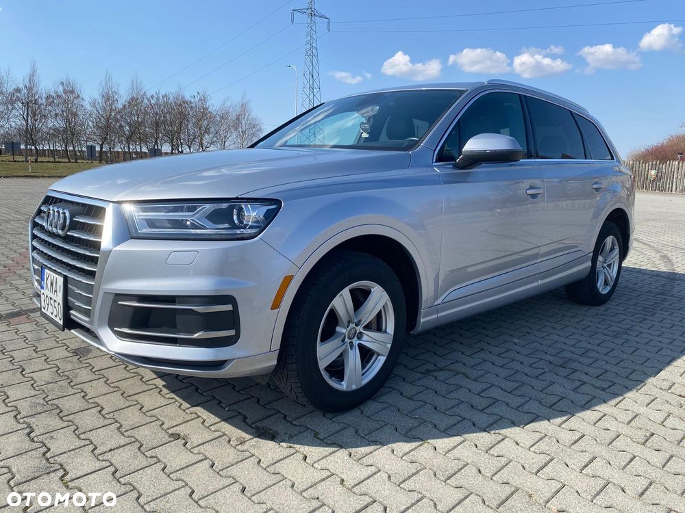 Audi Q7 - 1