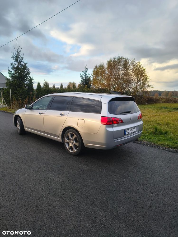 Honda Accord 2005 photo 4