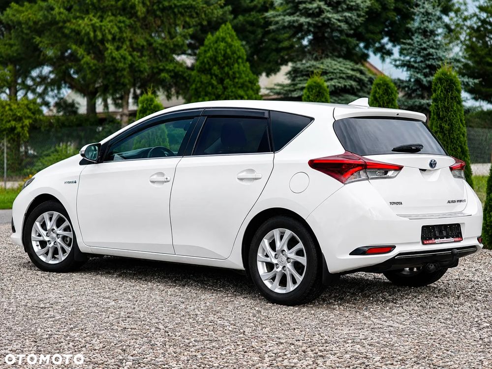 Toyota Auris 1.8 HSD Prestige NAVI - 8