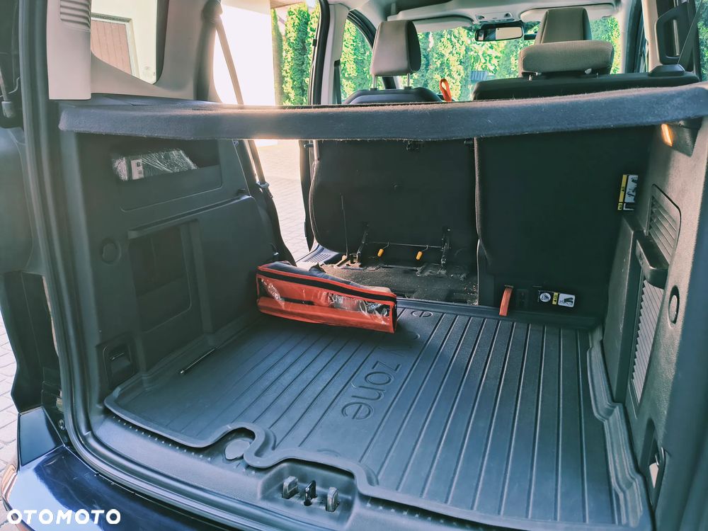 Ford Tourneo Courier 1.0 EcoBoost Titanium - 34