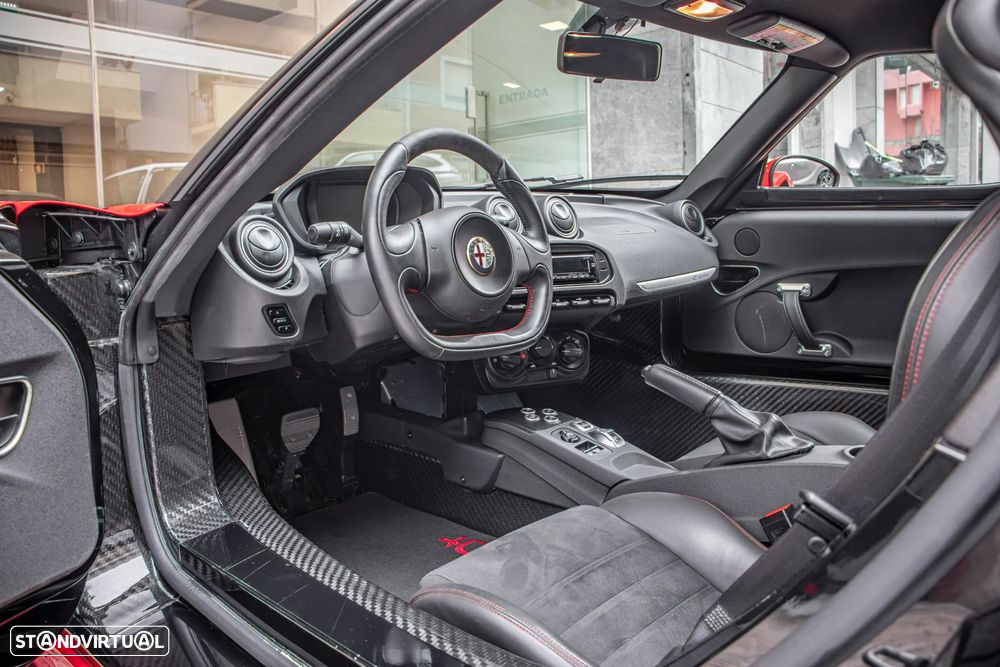 Alfa Romeo 4C 1750 TBi - 5