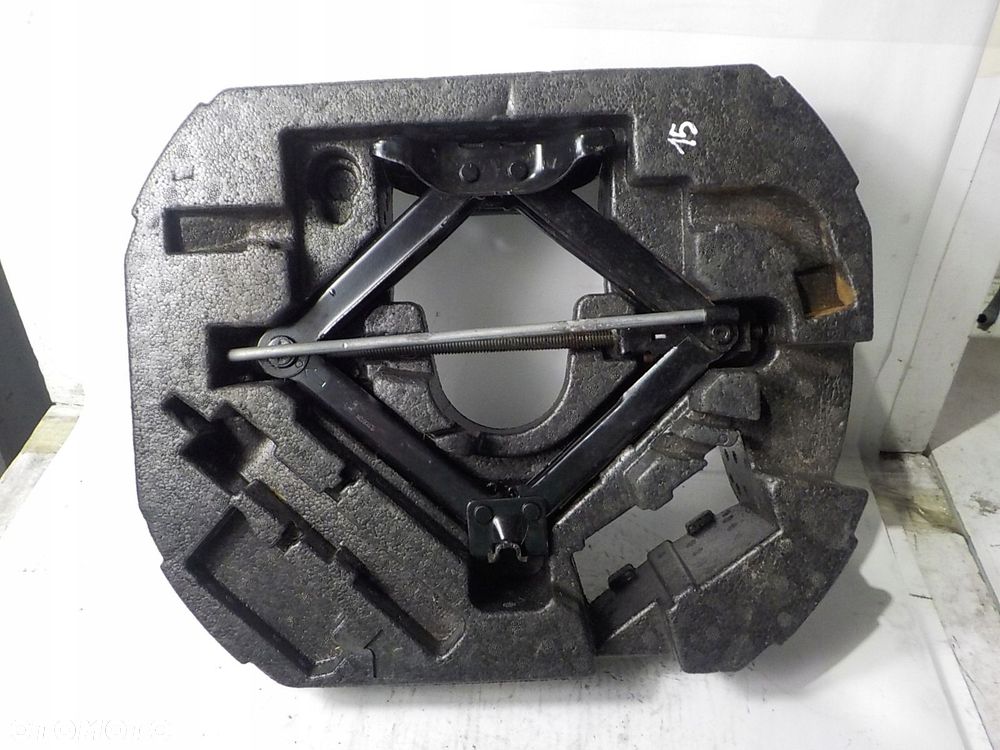 Używany Mocowanie koła zapasowego - 149 PLN - Otomoto.pl