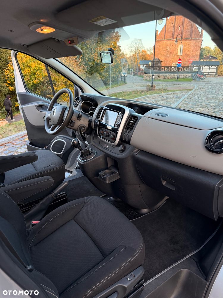 Renault Trafic - 19