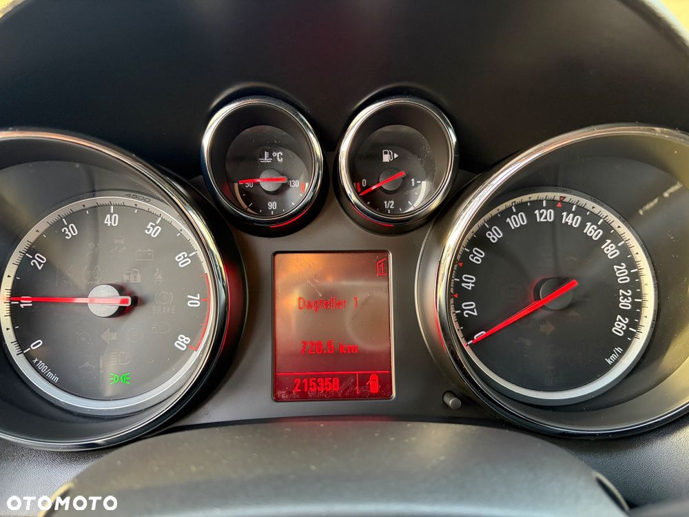 Opel Astra 1.6 Turbo Edition - 28