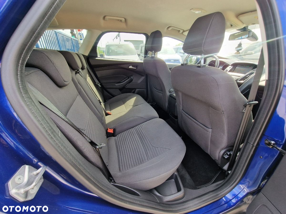 Ford Focus - 22