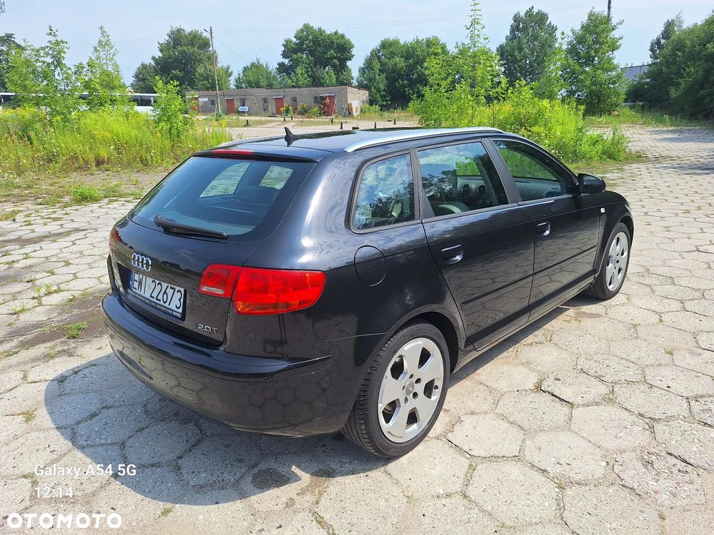 Audi A3 Sportback 2.0T FSI Ambiente S tronic - 5