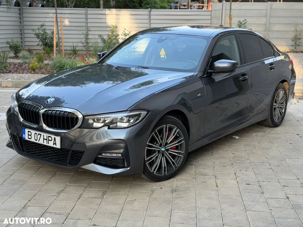 BMW Seria 3 330e Aut. M Sport - 2
