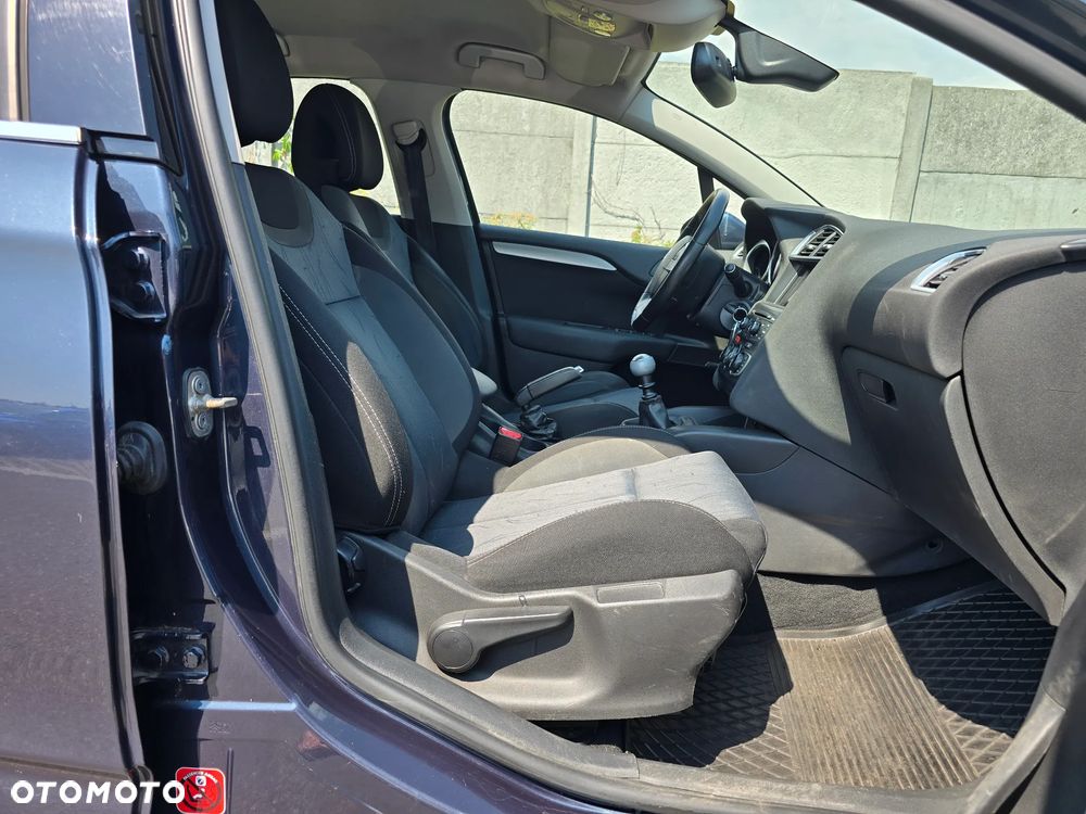 Citroën C4 1.6 HDi Exclusive - 8
