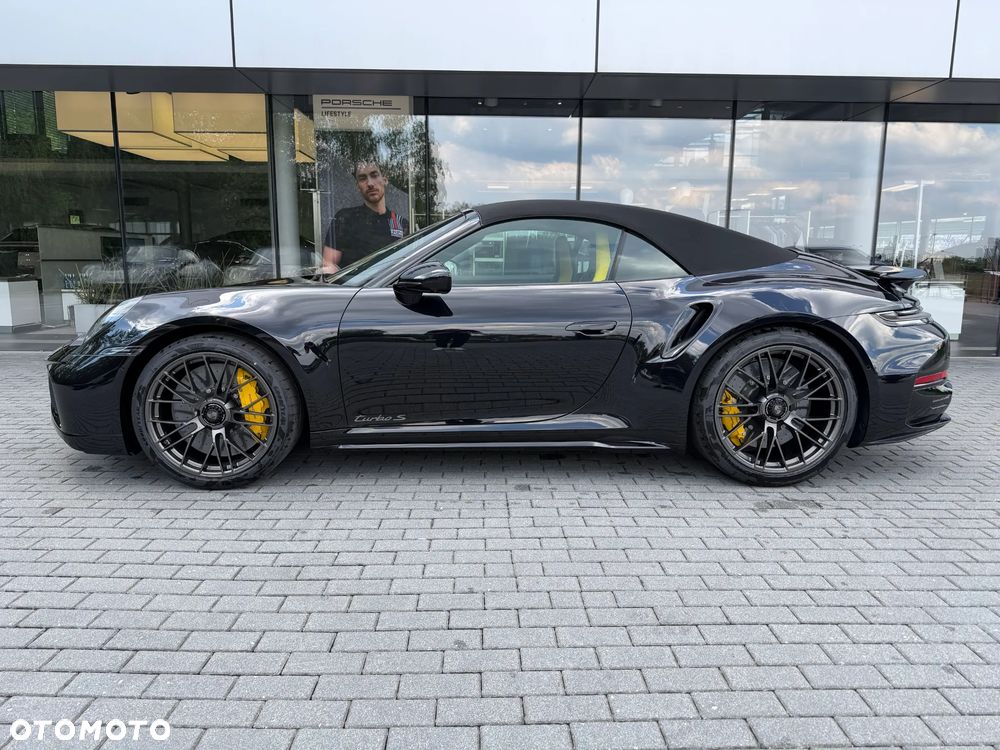 Porsche 911 Carrera Turbo S - 3