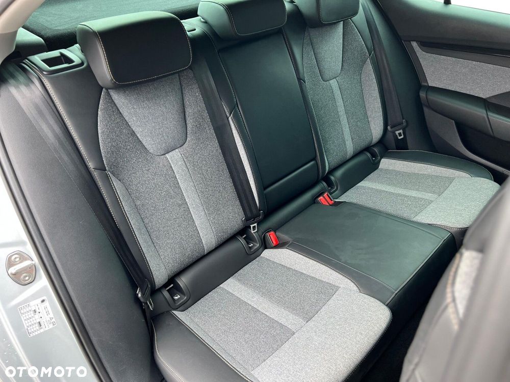 Skoda Octavia 2.0 TDI Selection DSG - 19