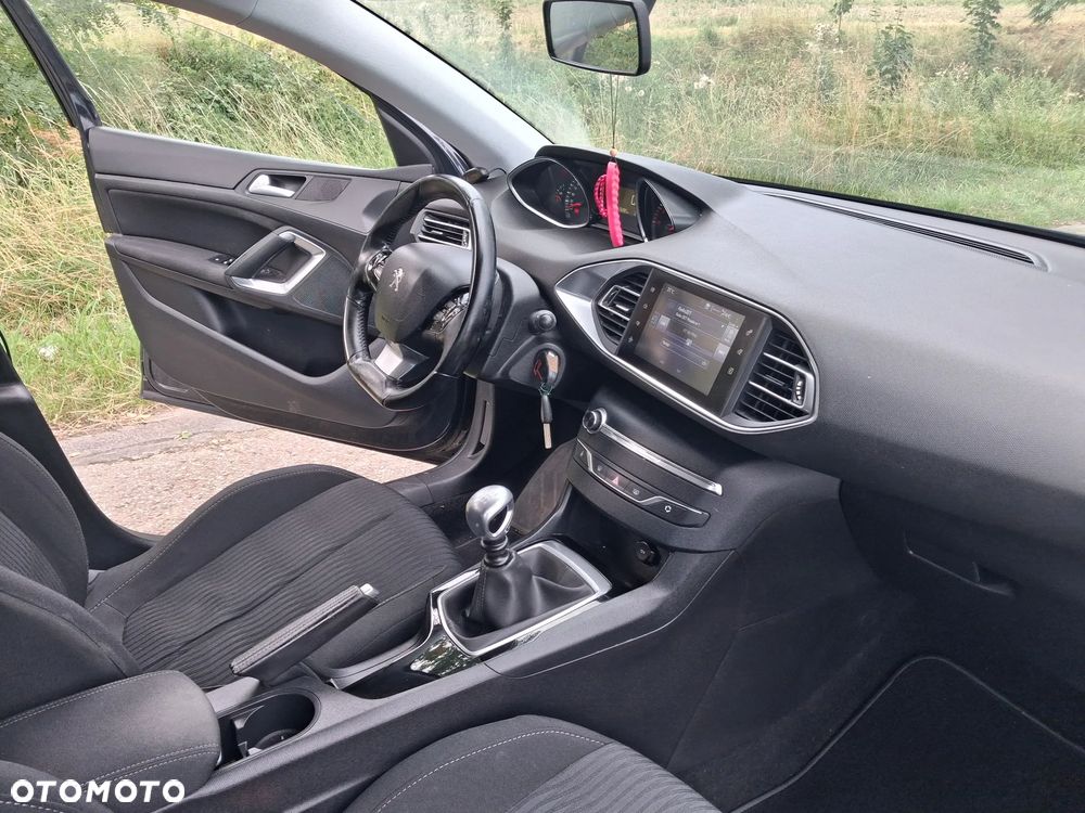 Peugeot 308 BlueHDi FAP 120 Stop&Start Style - 10