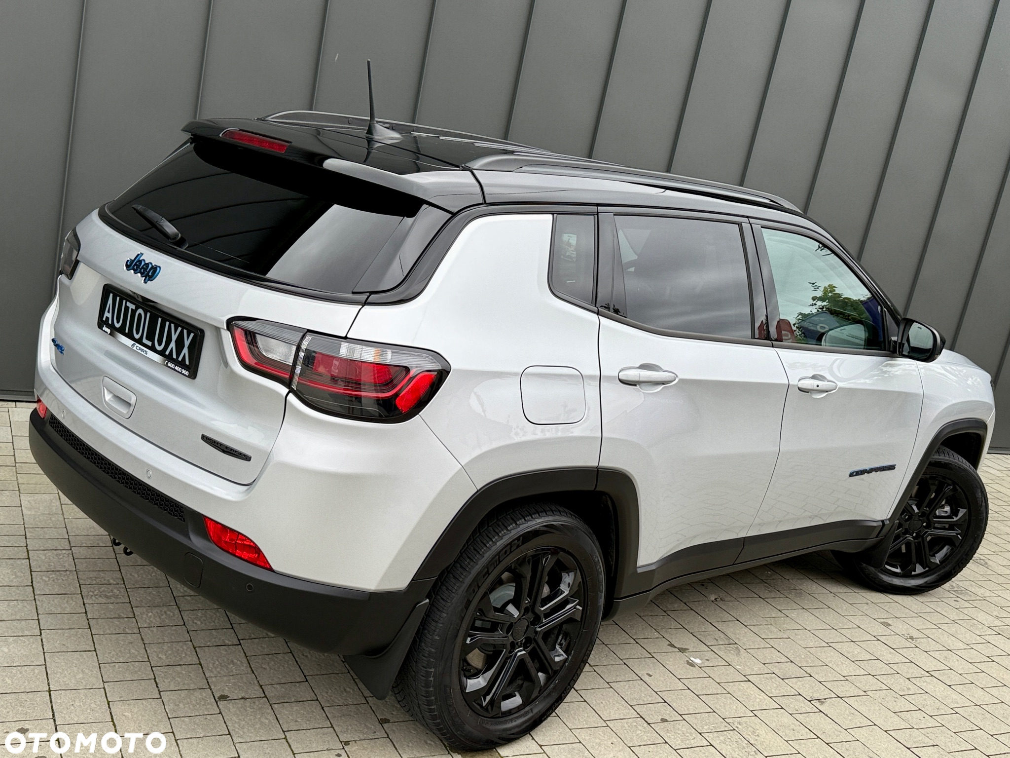 Jeep Compass 1.3 T4 PHEV 4xe Night Eagle S&S - 10