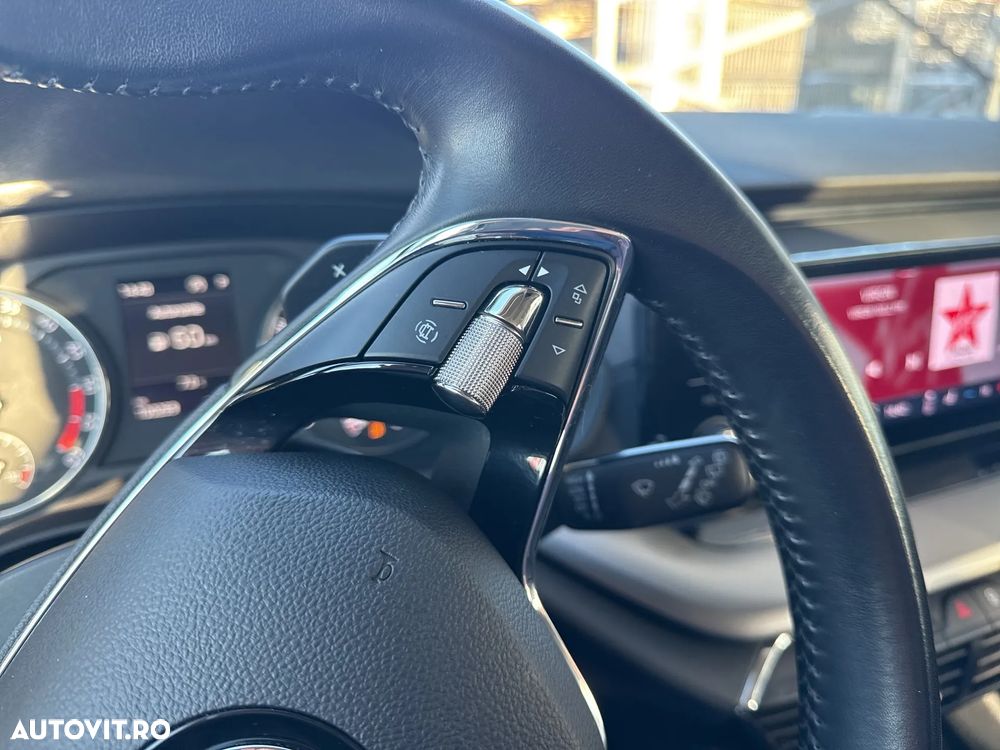 Skoda Octavia 2.0 TDI DSG Ambition - 17