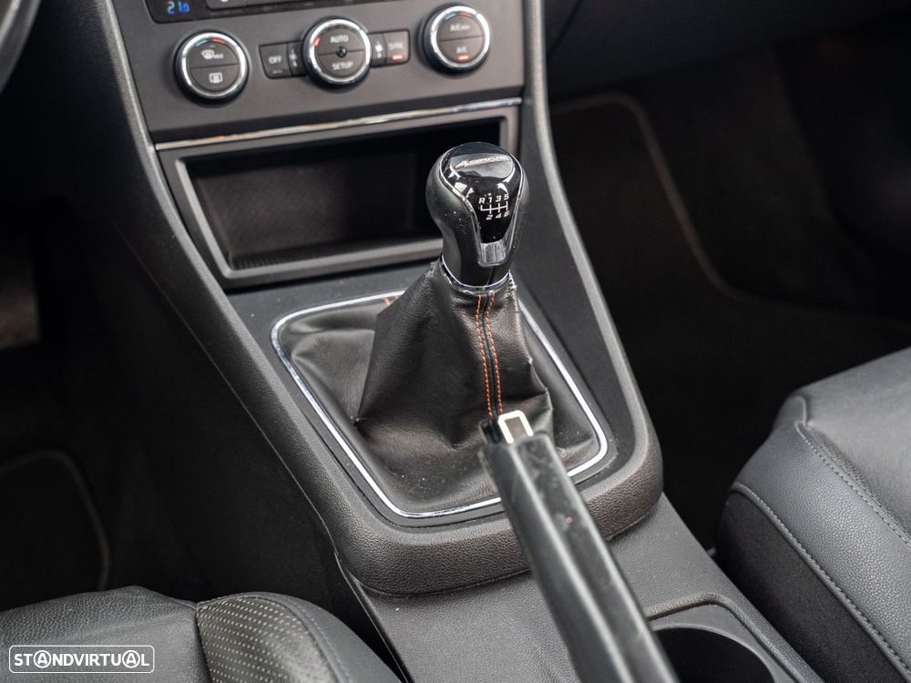 SEAT Leon X-Perience 1.6 TDi 4Drive - 34