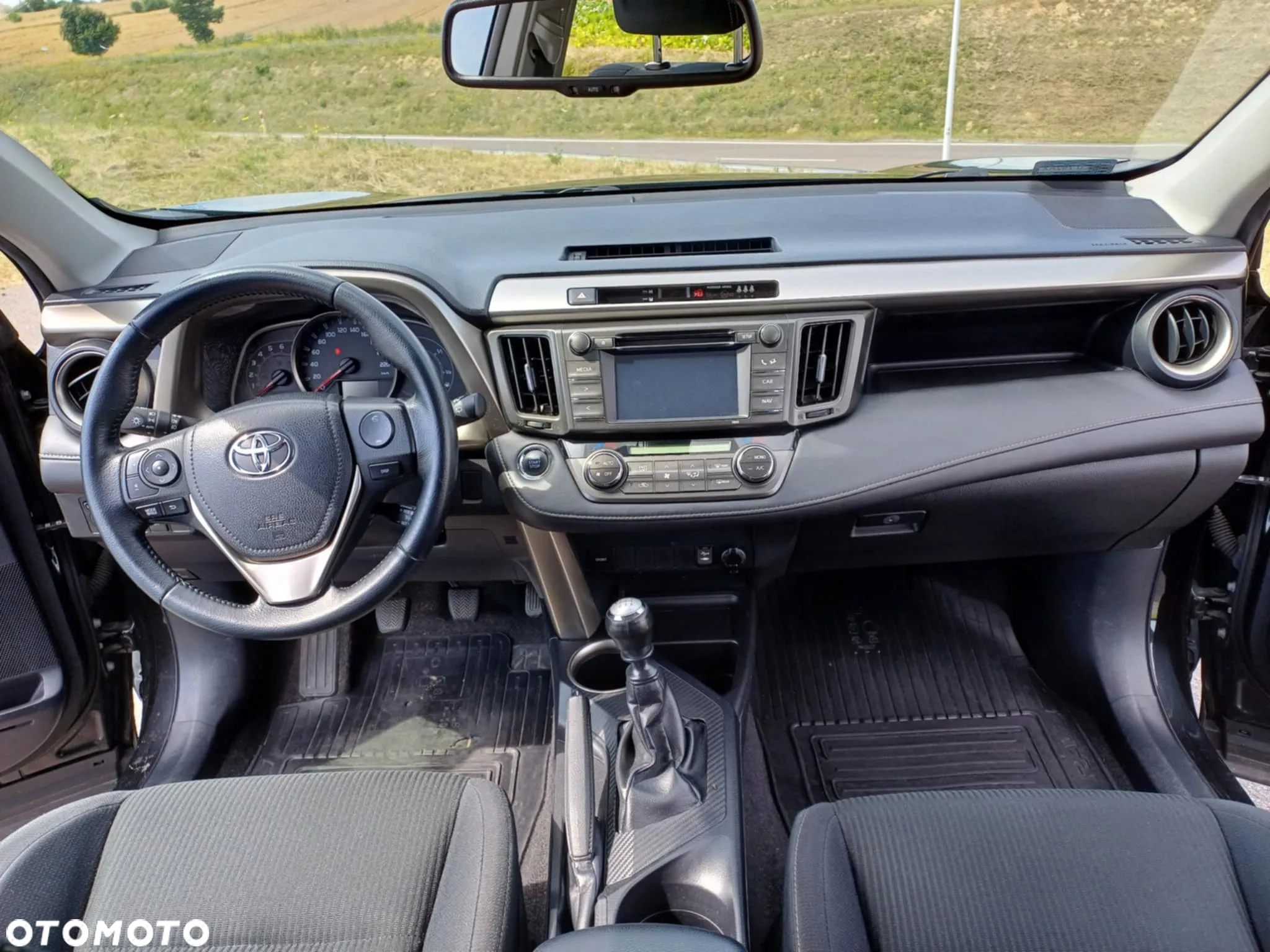 Toyota RAV4 2.0 D-4D Premium - 9