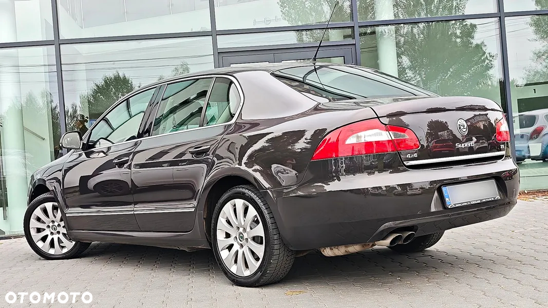 Skoda Superb 1.8 TSI 4x4 Platinum - 3
