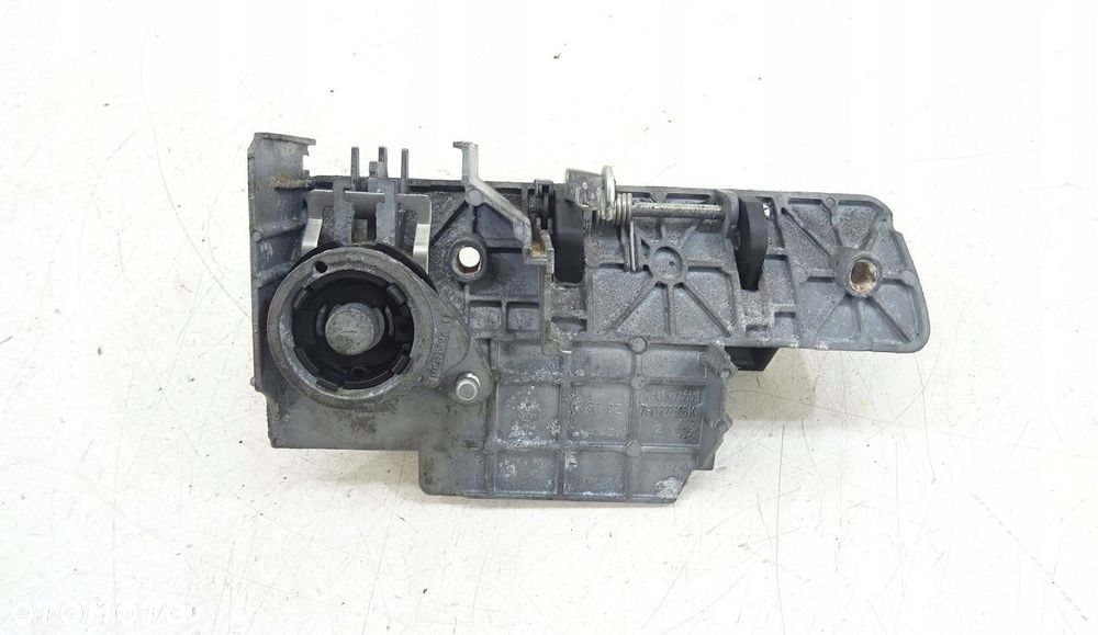 KLAMKA WKŁADKA DRZWI SKRZYDEŁKOWYCH TYŁ VW T5 07R - 3