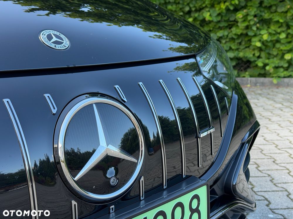 Mercedes-Benz EQE - 8