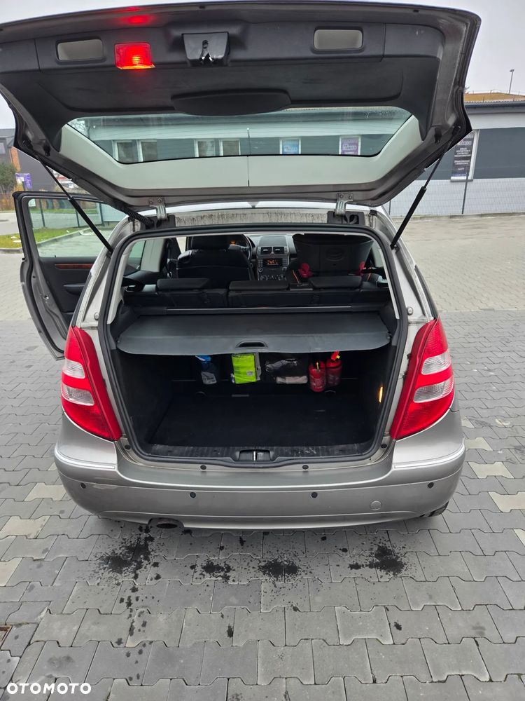 Mercedes-Benz Klasa A 170 Autotronic Elegance - 9