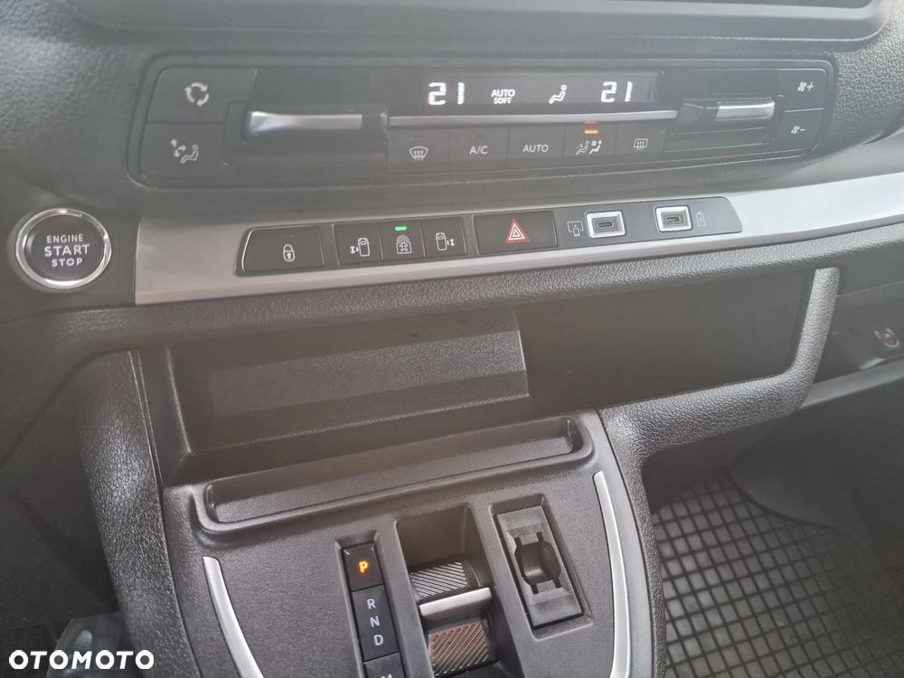 Peugeot Traveller 2.0 BlueHDi Long Business EAT8 - 15