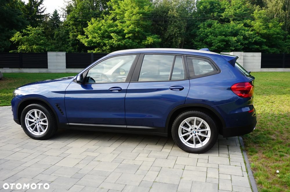 BMW X3 xDrive20i Advantage - 8