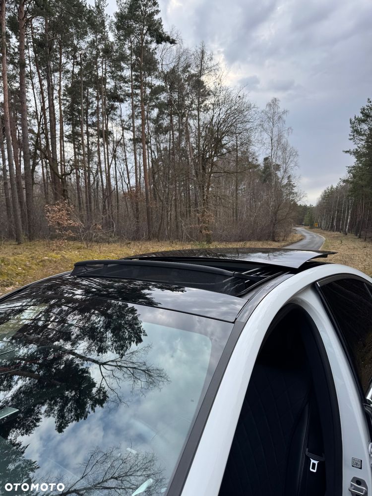 Mercedes-Benz Klasa E - 27