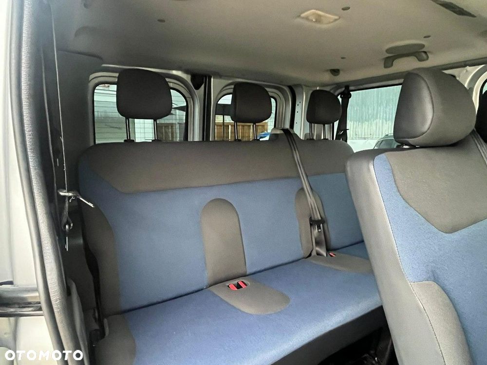 Renault Trafic - 23
