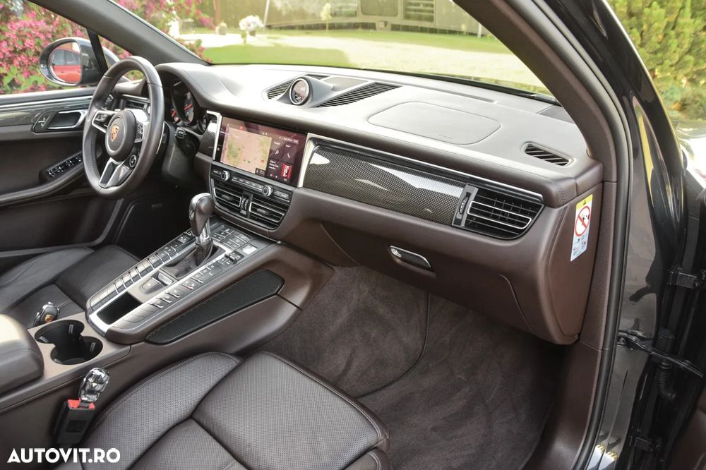 Porsche Macan S - 22