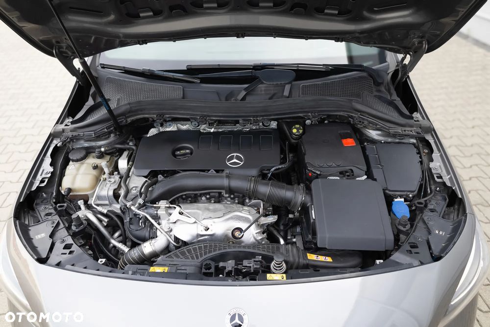 Mercedes-Benz Klasa B 250 4Matic 7G-DCT - 23