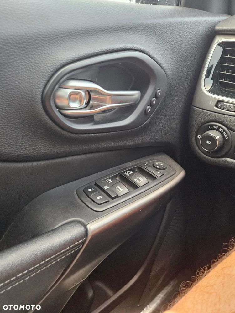 Jeep Cherokee 3.2 V6 Active Drive I Limited - 23