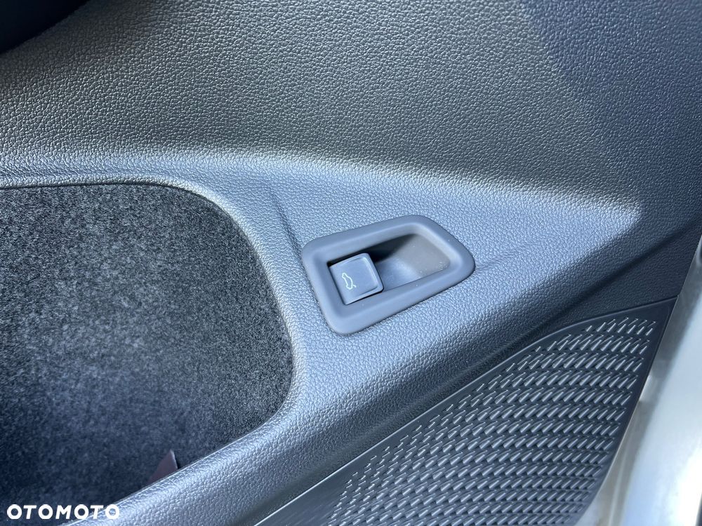 Volkswagen Golf Variant 2.0 TDI SCR DSG Style - 13