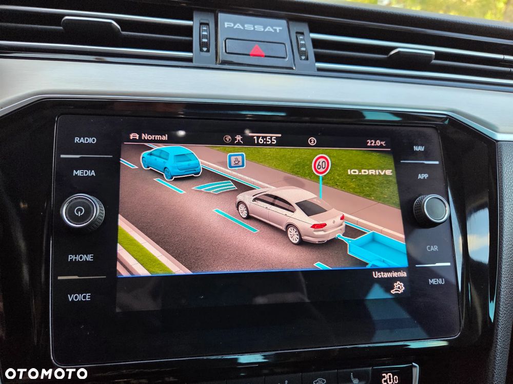 Volkswagen Passat 2.0 TSI Elegance DSG - 29