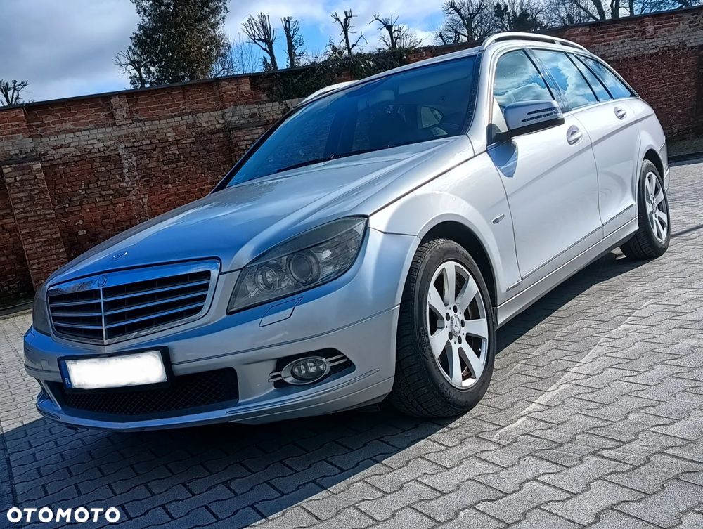 Mercedes-Benz Klasa C 180 K BlueEff Elegance - 1