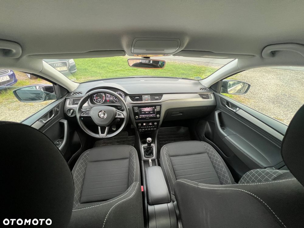 Skoda RAPID - 15