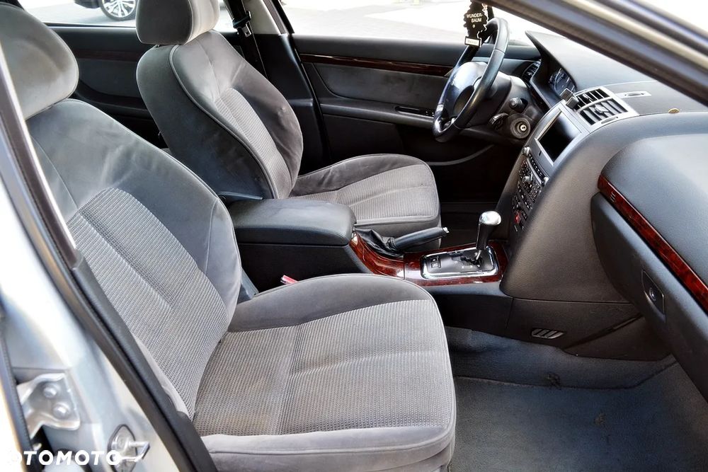 Peugeot 407 HDi 135 Automatik JBL - 18
