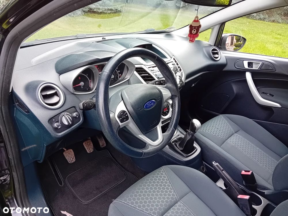 Ford Fiesta 1.25 Titanium X - 8