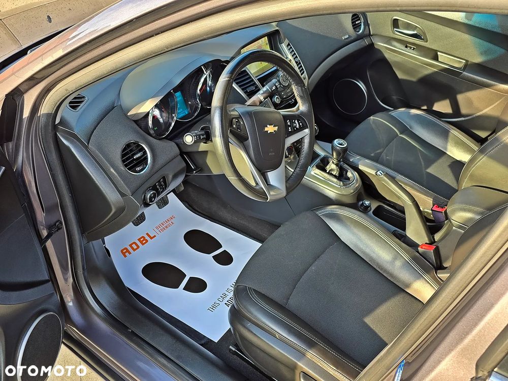 Chevrolet Cruze 1.4 T LT+ - 12