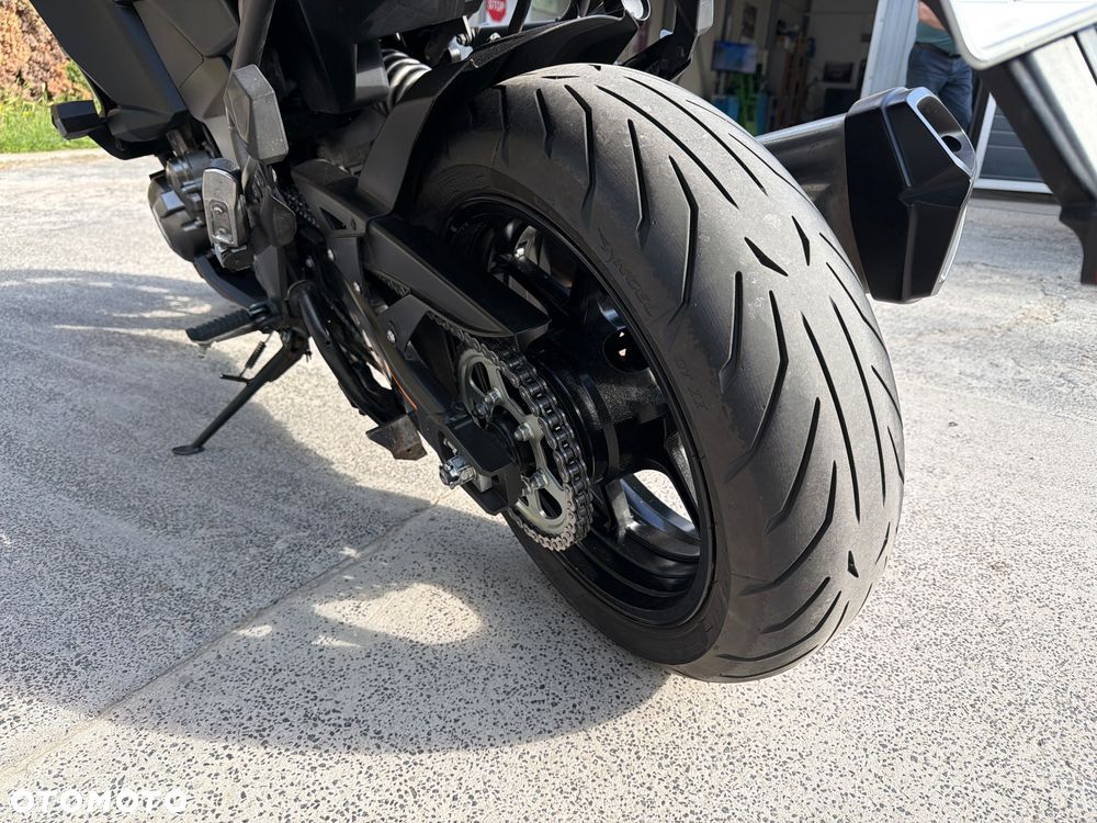 Kawasaki Versys 1000 - 12