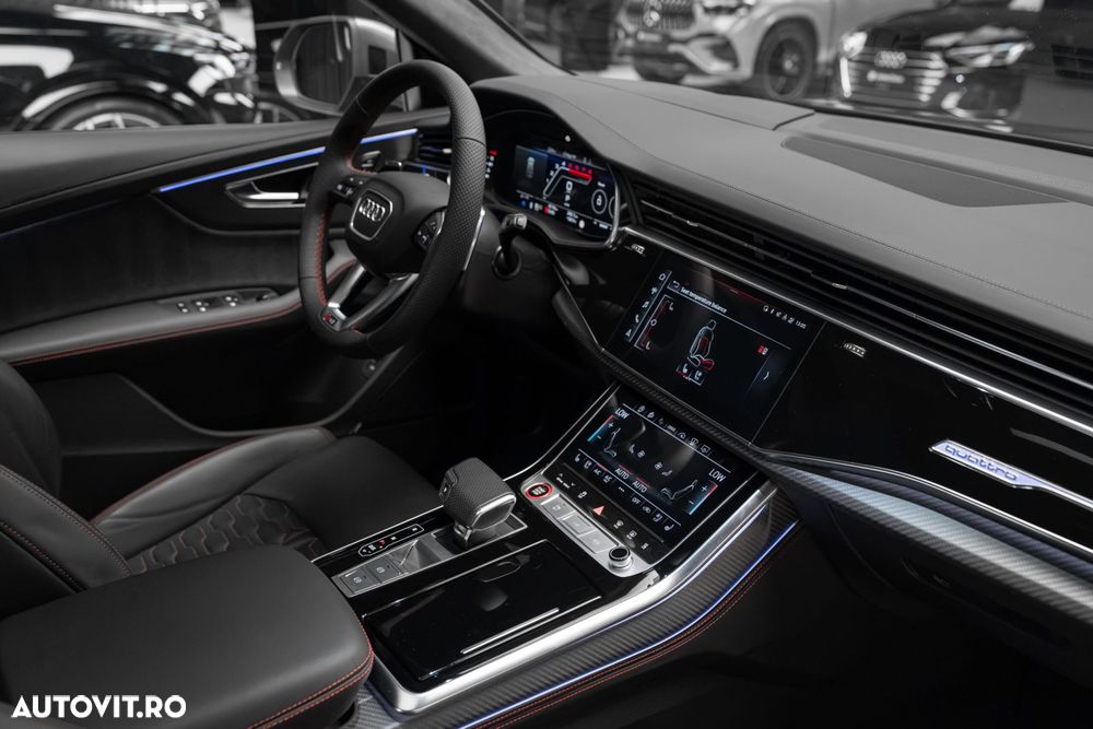 Audi RS Q8 - 34