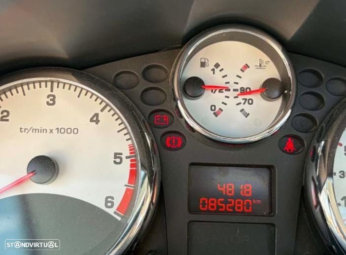 Peugeot 207 - 6