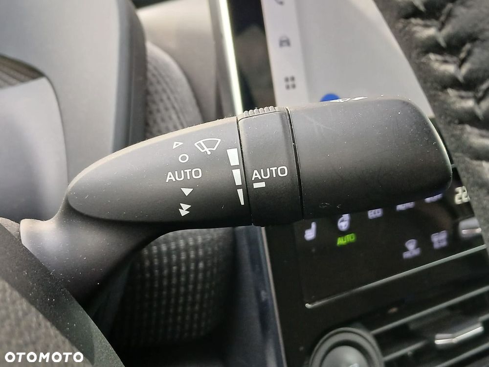 Toyota bZ4X 71.4kWh 4x4 Prestige - 32