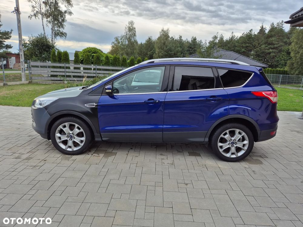 Ford Escape 2.0 EcoBoost AWD Titanium - 6