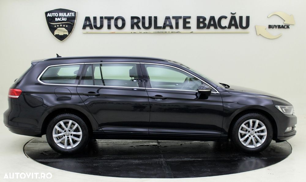 Volkswagen Passat - 4