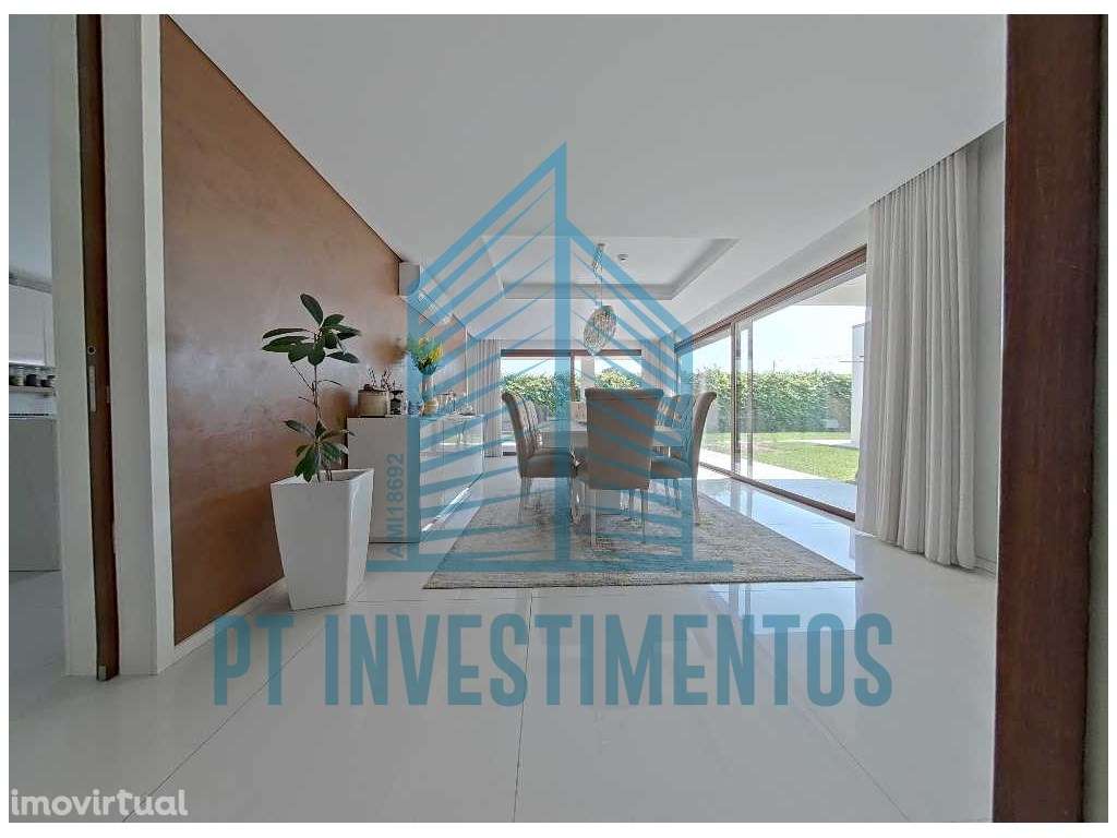 Moradia semi-nova T5+1 em Santa Joana - Aveiro - Grande imagem: 4/60