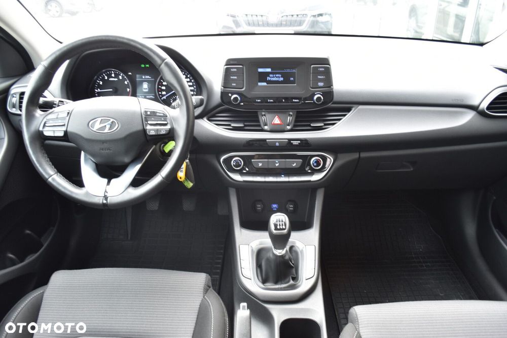 Hyundai i30 1.0 T-GDI Modern - 10