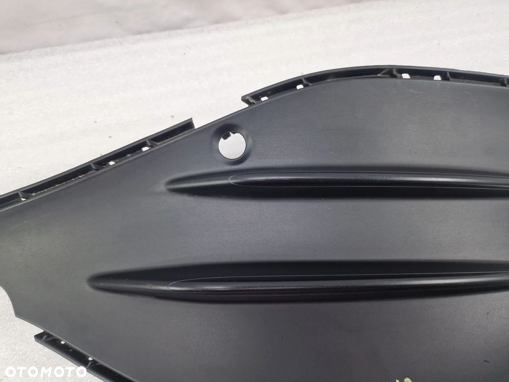 MERCEDES EQA / EQB AMG W243 / H243 PRAWA KRATKA BOCZNA ZDERZAKA PRZEDNIEGO PRZÓD , NR A2439052201 / A2438803601 , NR AUKCJI C/112 - 3