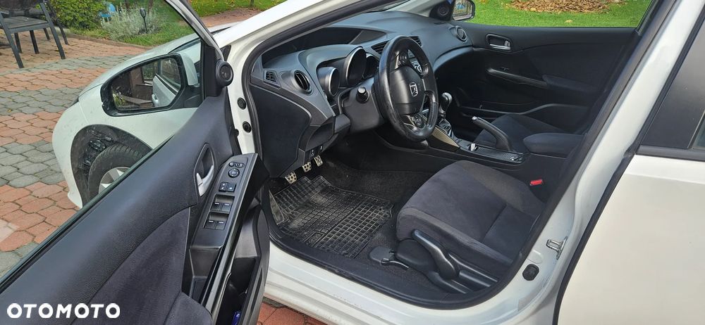 Honda Civic 1.4 i-VTEC Sport - 12