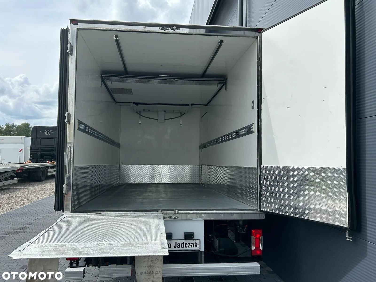 Iveco Daily 70C15 3.0 HPI Chłodnia Mroźnia 9 palet + winda 1000kg **Bez Adblue**Climatronic**Sprowadzony**2016R** - 9