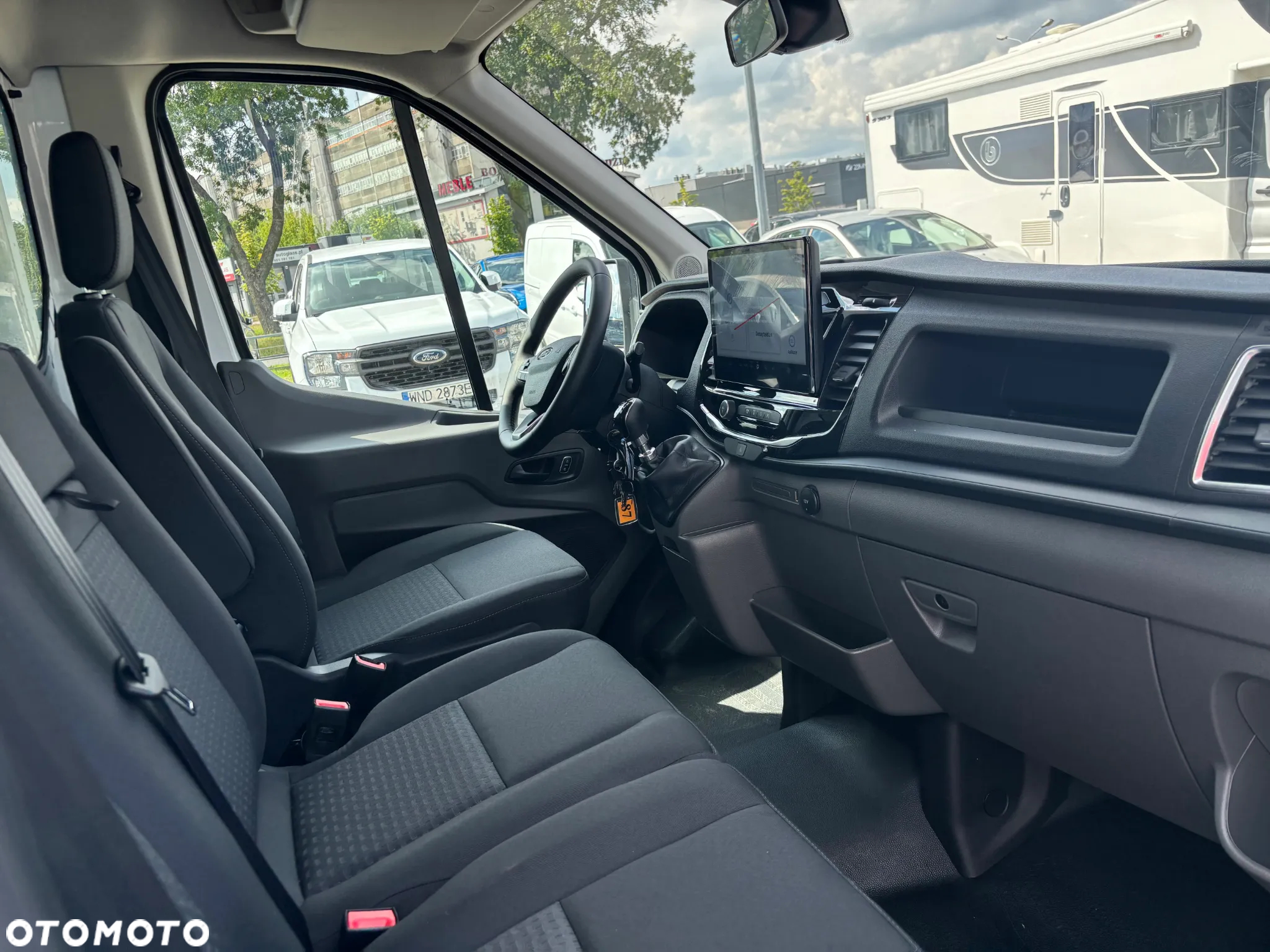 Ford Transit - 13