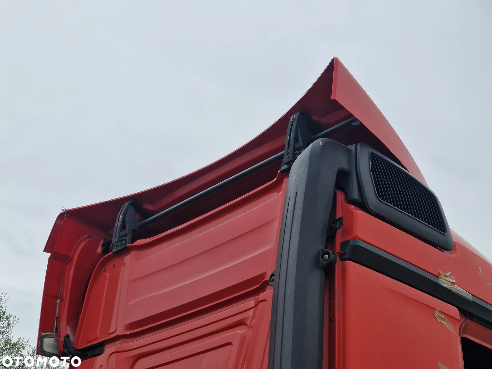 SPOILER OWIEWKA DACHOWA OSŁONA KABINY GÓRNA Z MOCOWANIEM MERCEDES ACTROS MP4 - 4